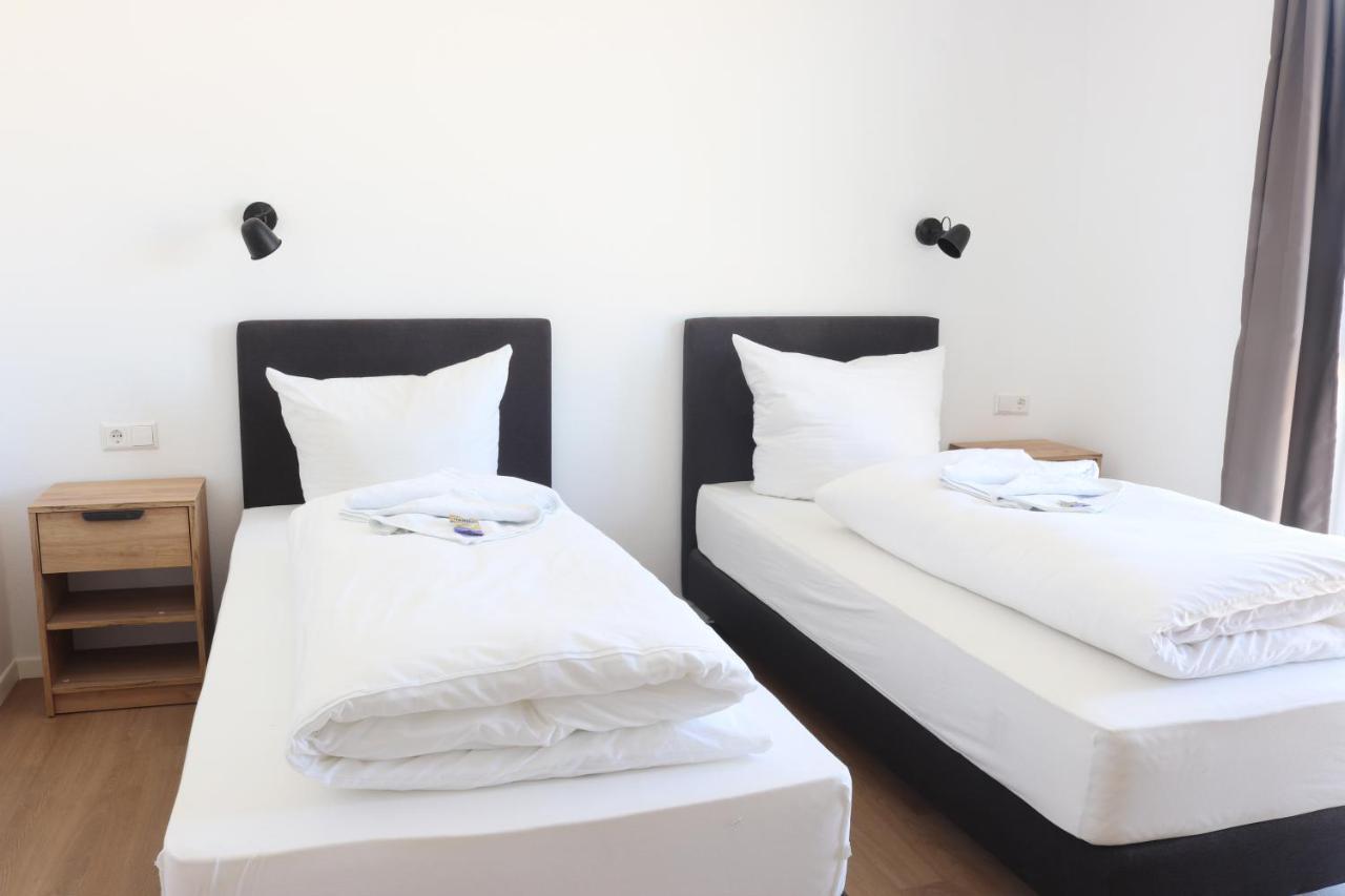 Motel Bergtheim - Self Check-In المظهر الخارجي الصورة