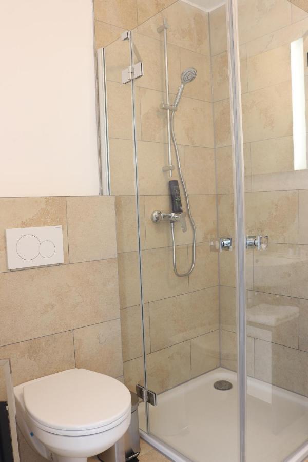 Motel Bergtheim - Self Check-In المظهر الخارجي الصورة