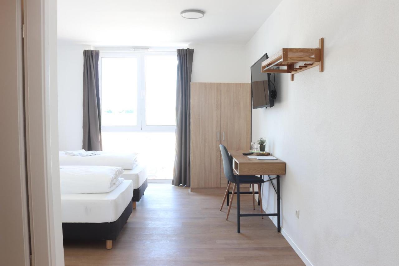 Motel Bergtheim - Self Check-In المظهر الخارجي الصورة