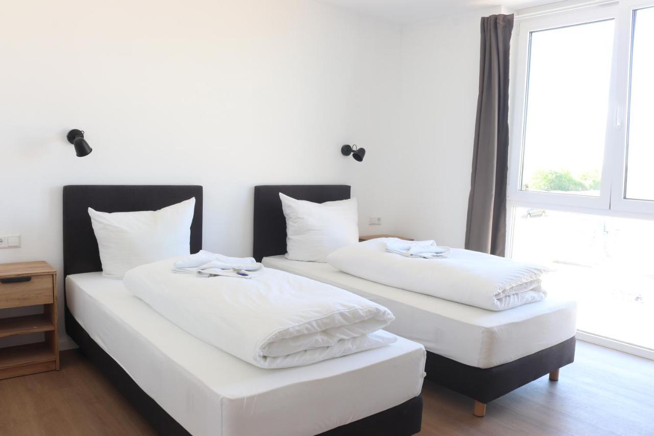 Motel Bergtheim - Self Check-In المظهر الخارجي الصورة