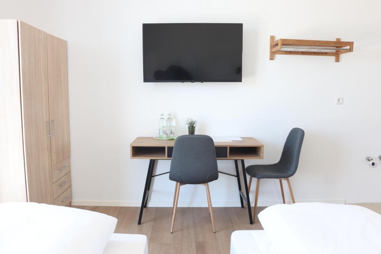 Motel Bergtheim - Self Check-In المظهر الخارجي الصورة